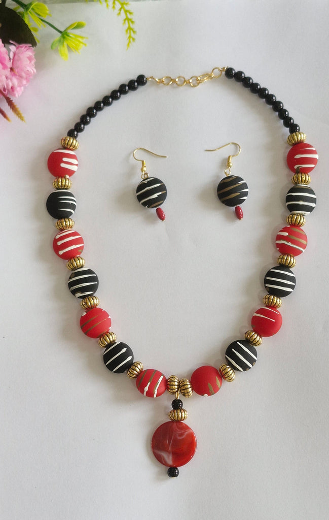 Fancy Beads Necklace set