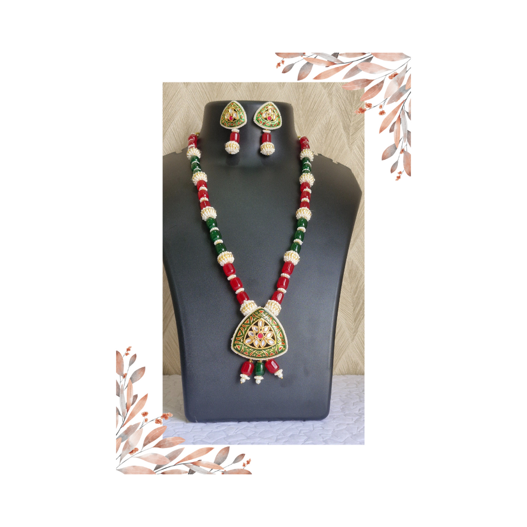 Elegant Kundan Necklace set