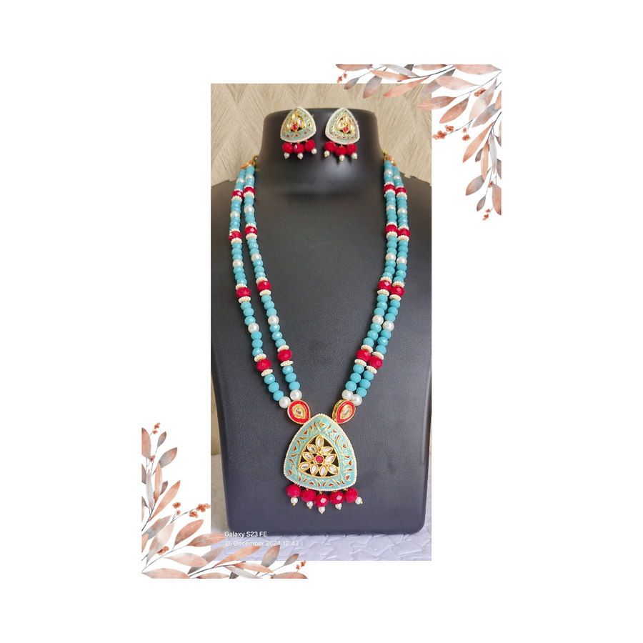 Elegant Kundan Necklace Set